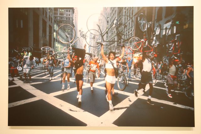 Legendary New York City bike messenger Steve Athineos leads the bike messenger protest in 1987 (Original photo by Carl Hultberg)
